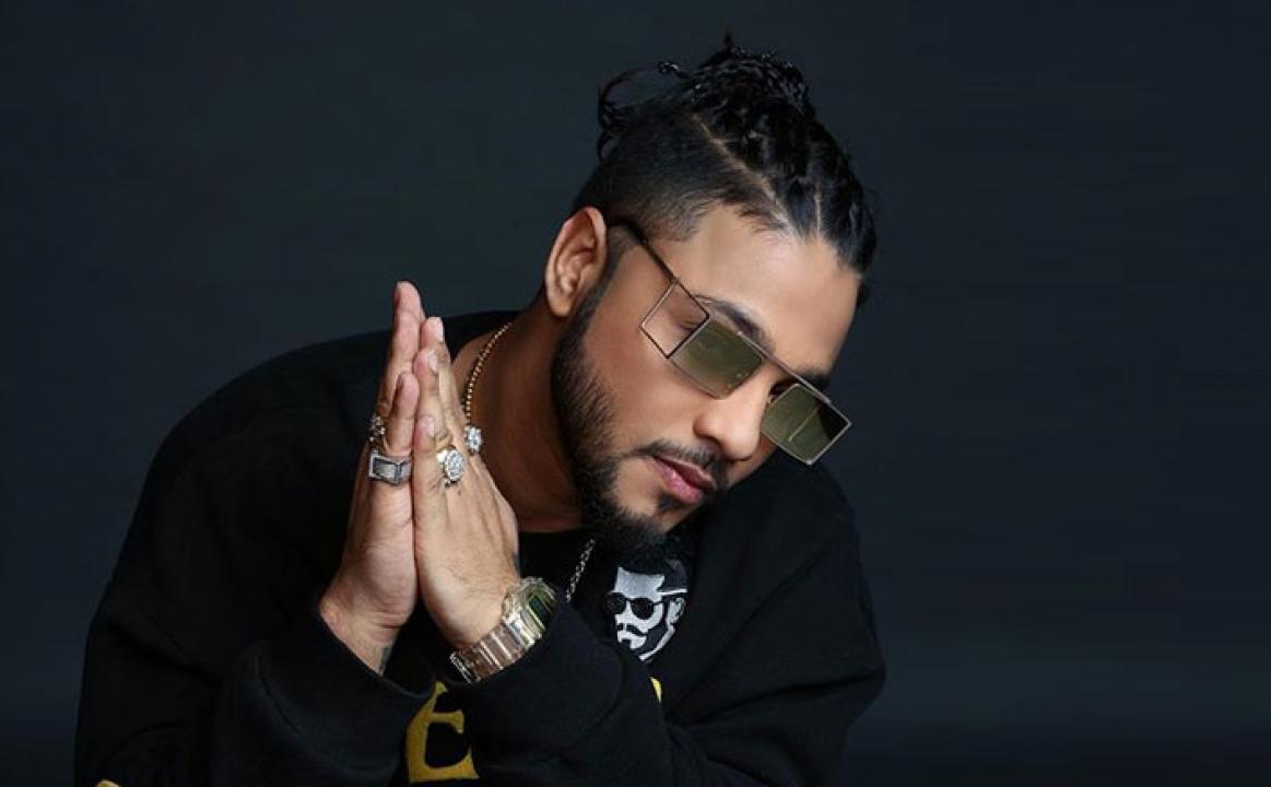 Honey Singh Vs Badshah Vs Mika Singh Vs Raftaar: Whose Hairstyle Is Your  Pick For A Bachelor's Party?
